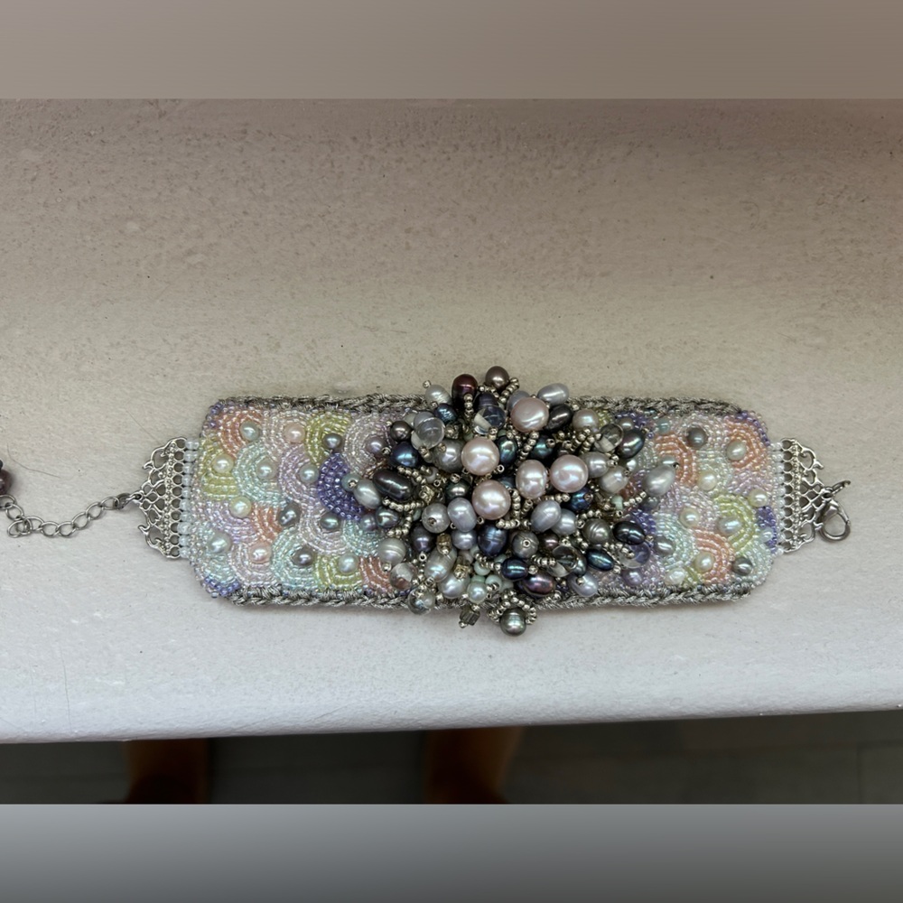 Elegant Multicolor Pearl Bracelet